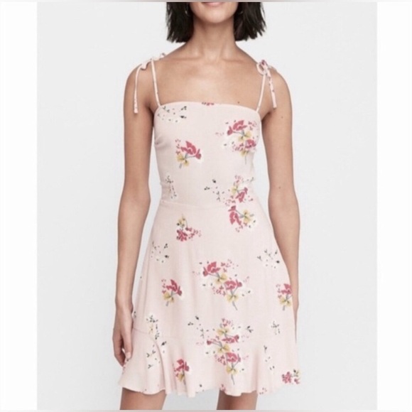 Express Floral Dress, Ruffle Hem Fit and Flare Mini Pastel Pink Spring Size S - Picture 1 of 10